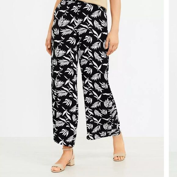 Loft Pull On Wide Leg Cropped Pants in Palm Women’s Size SP - Picture 3 of 10